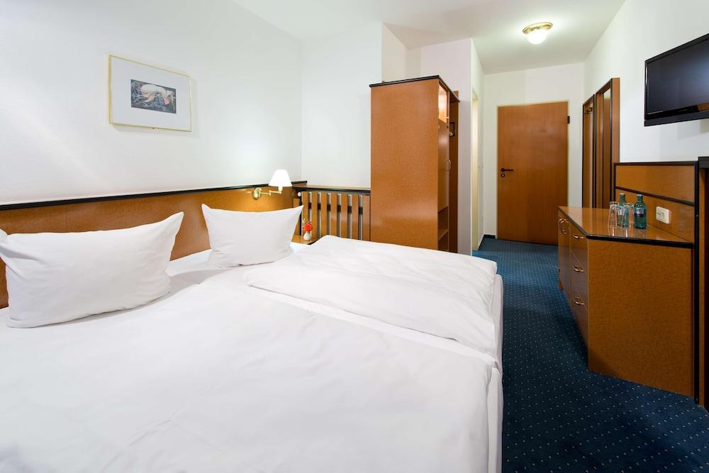 Отель Aspire Frankfurt Airport, Trademark Collection By Wyndham 3*