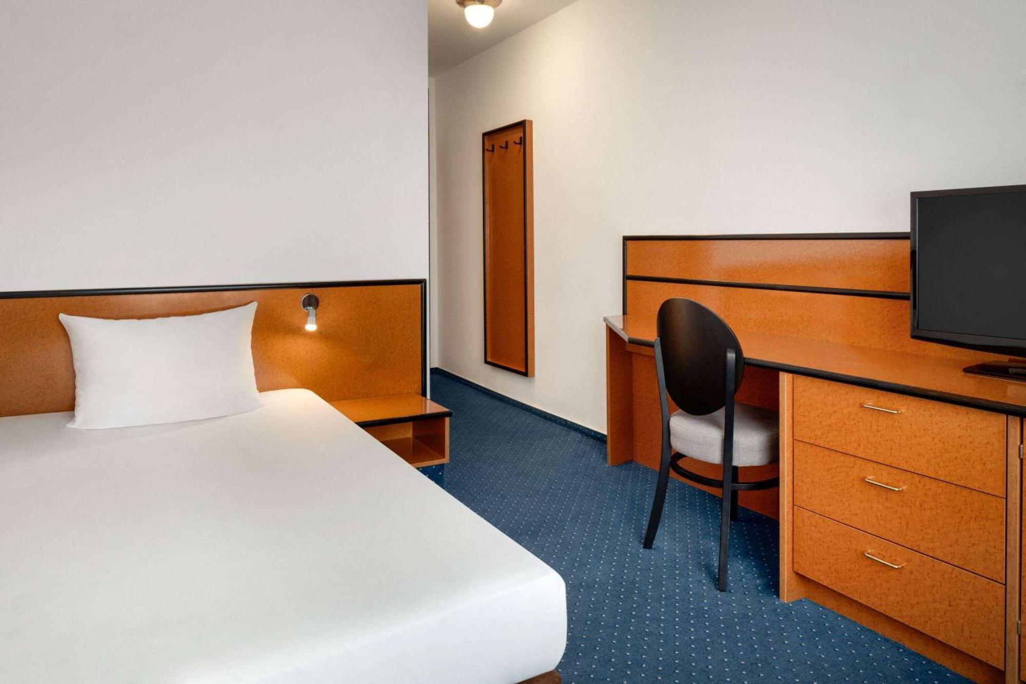 Achat Frankfurt Hotel Rüsselsheim