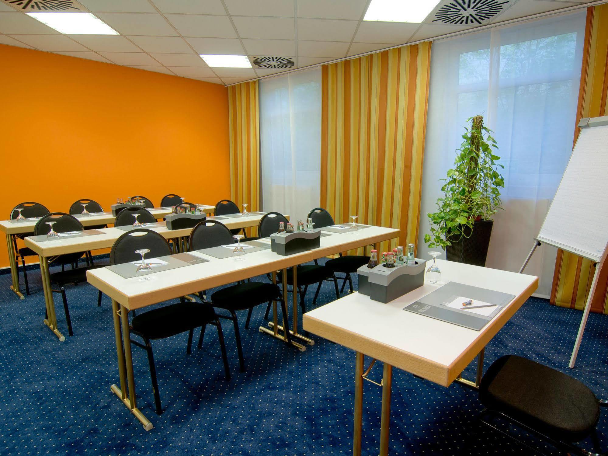 Aspire Frankfurt Airport, Trademark Collection By Wyndham Отель 3*